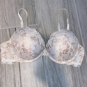 VS Very Sexy push-up bra